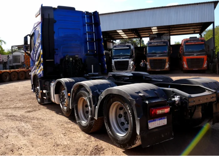 16 Volvo FH 460 8x2 Globetrotter 2021 1_1x